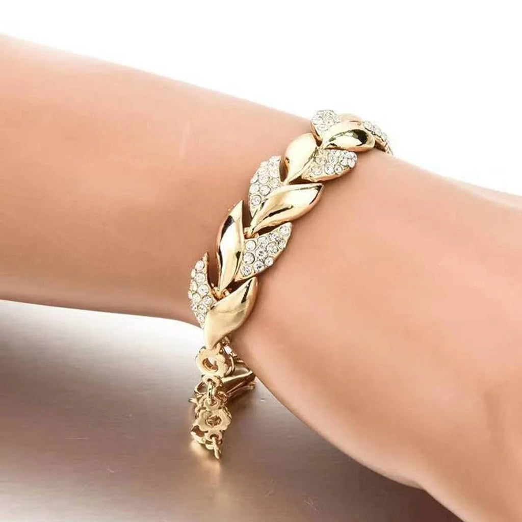 Gold Leaf Crystal Pendant Bracelet
